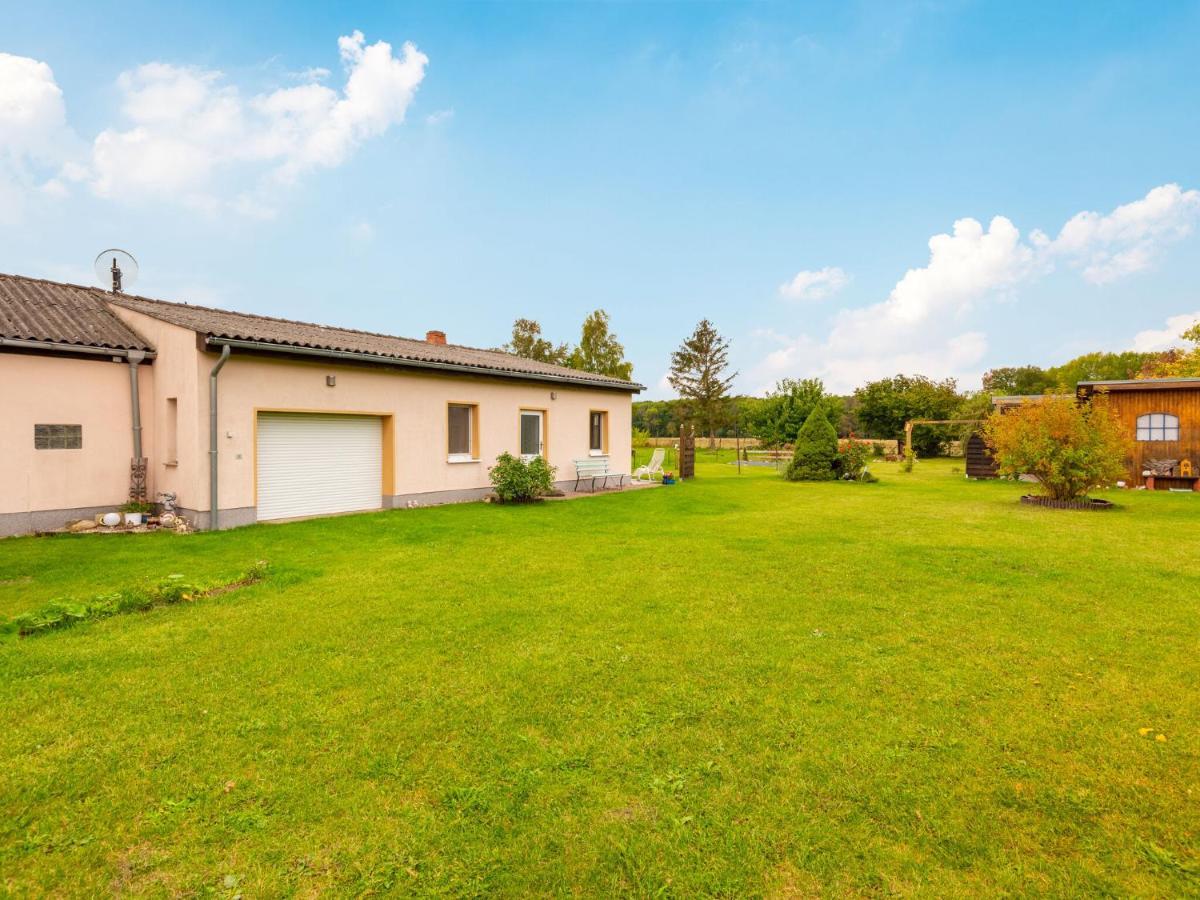 Idyllic Bungalow In Pepelow With Garden Luaran gambar